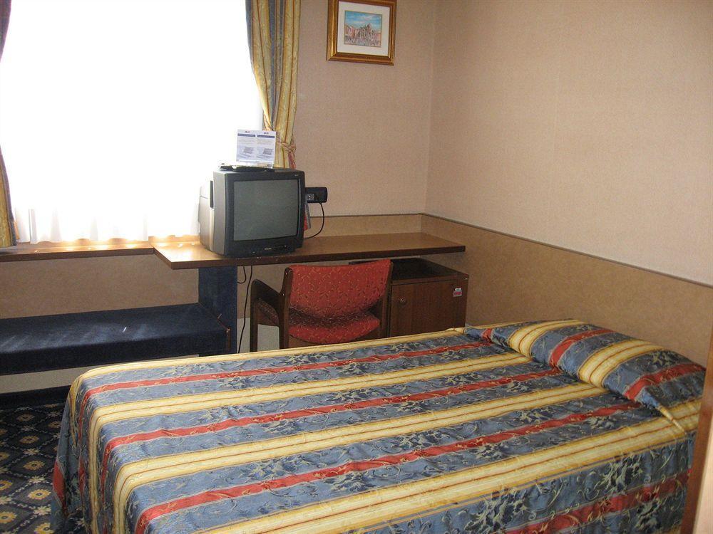 Hotel Plaza San Martino Siccomario Extérieur photo
